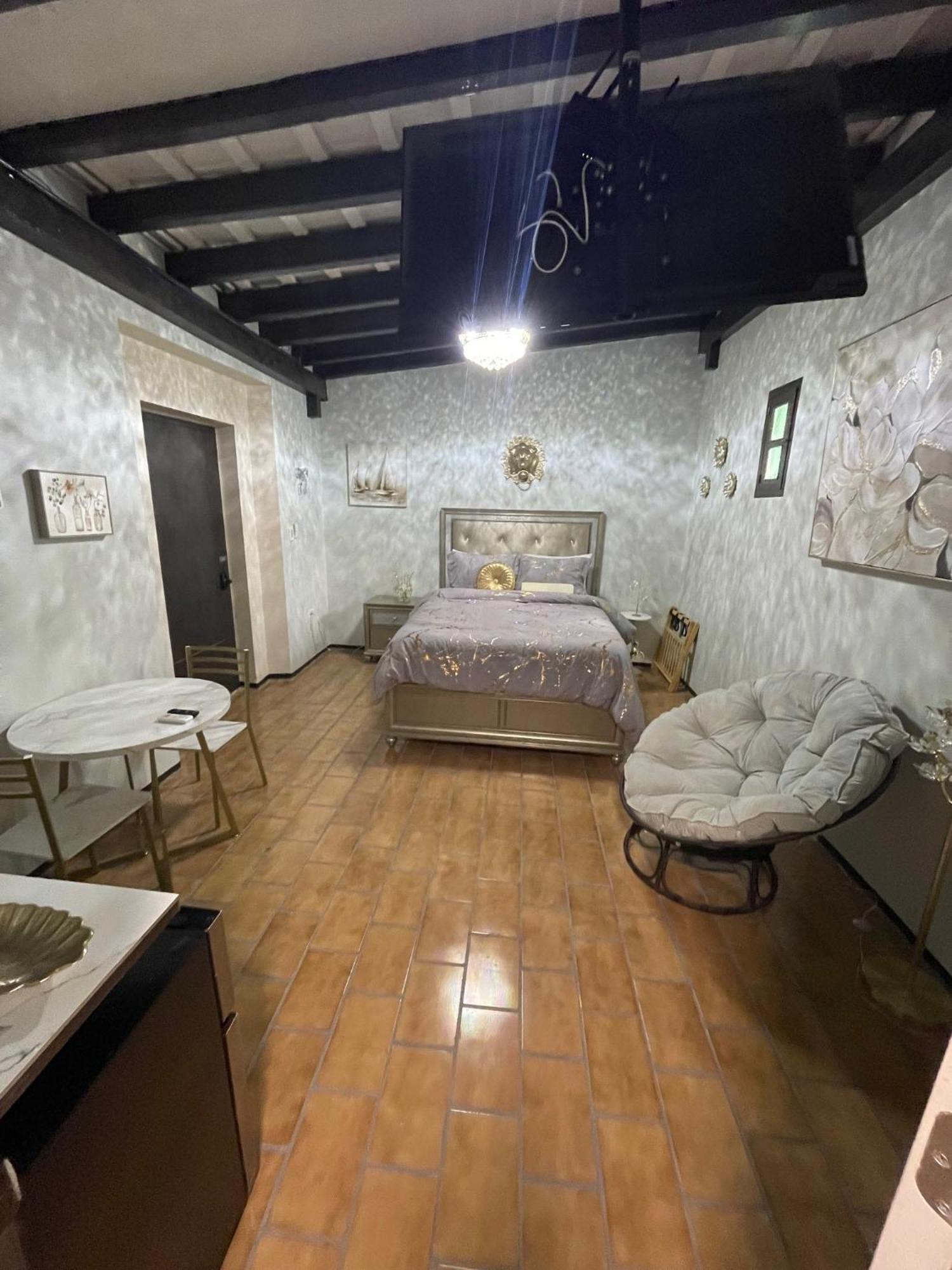 The Suites & Vintage Apartment At Casa Of Essence In Heart Of Old Сан-Хуан Екстер'єр фото